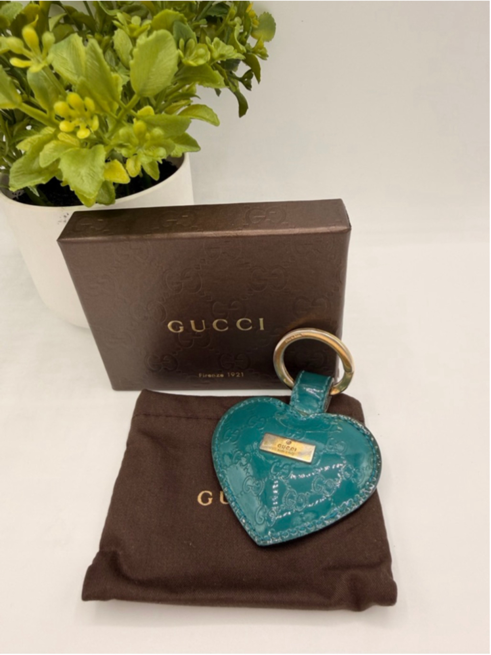 Gucci Teal Heart Key Holder
